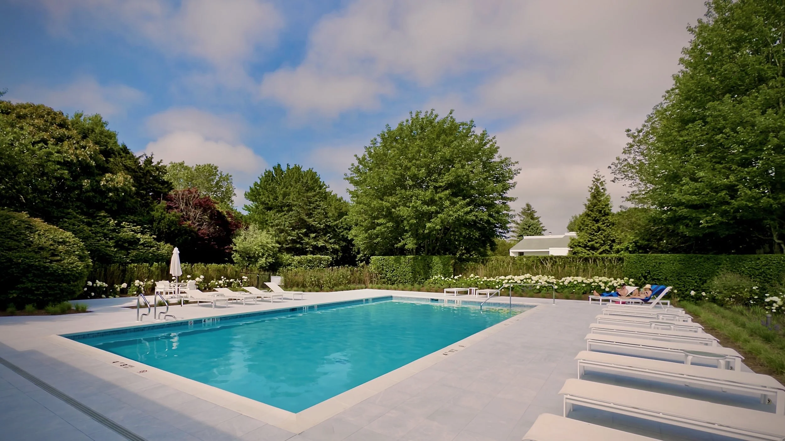 Community pool